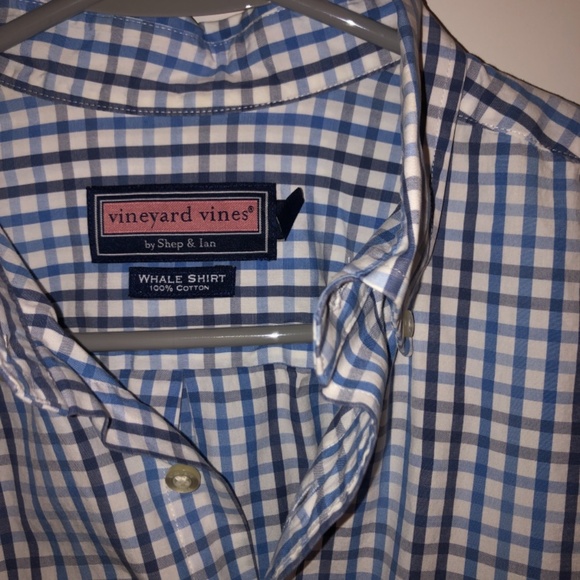 Vineyard Vines Men’s Whale Shirt - Picture 3 of 3